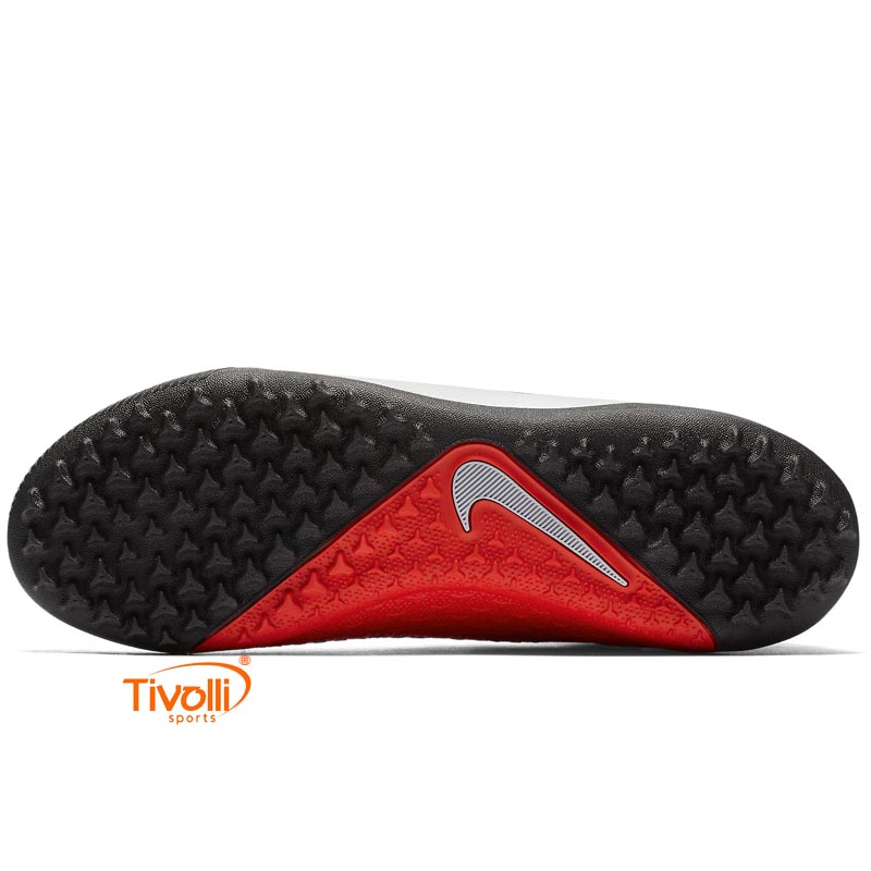 Chuteira Nike PhantomX Vision > Academy TF Society >